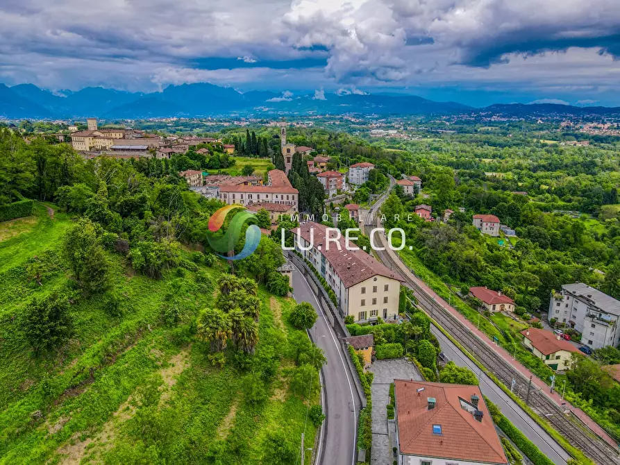 Immagine 36 di Villa in vendita  in Isonzo 1 a Inverigo