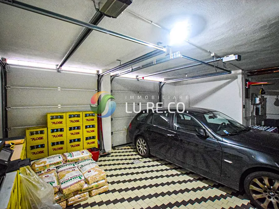 Immagine 20 di Villa in vendita  a Inverigo