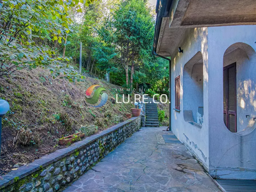 Immagine 33 di Villa in vendita  a Inverigo