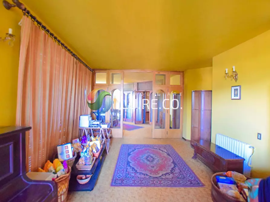 Immagine 23 di Villa in vendita  a Inverigo