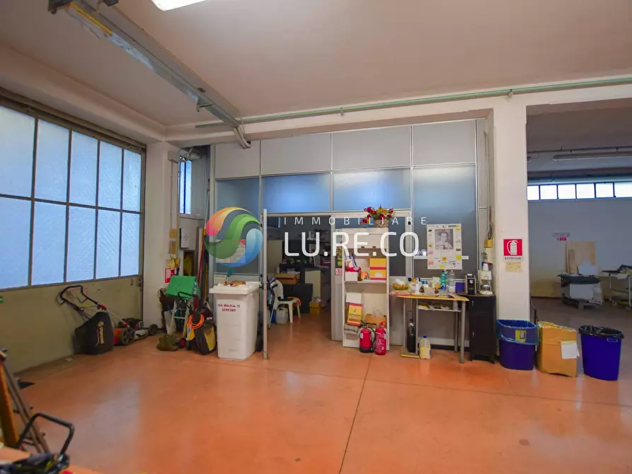 Immagine 9 di Capannone industriale in vendita  in vincenzo monti a Seregno