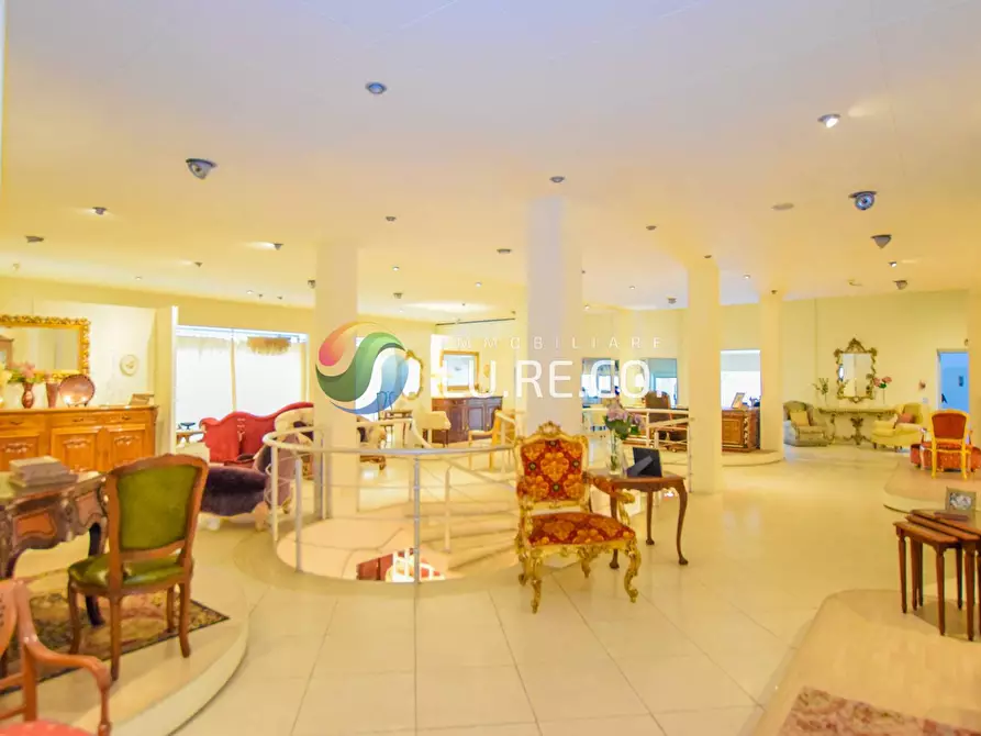 Immagine 33 di Locale commerciale in vendita  in via adua 20 a Meda