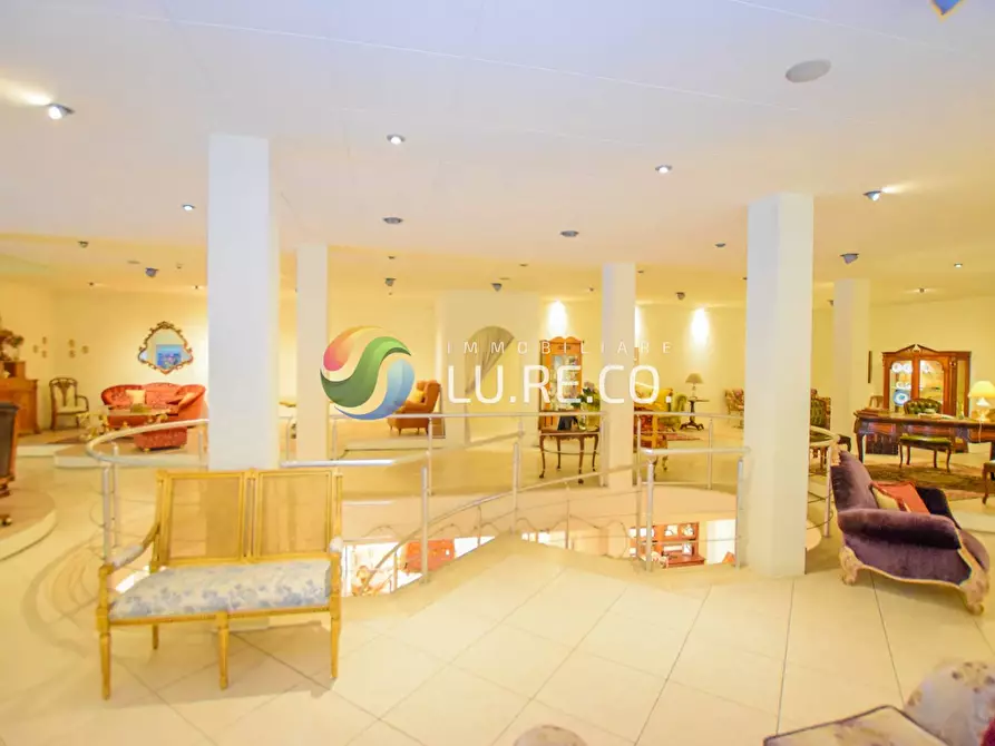 Immagine 34 di Locale commerciale in vendita  in via adua 20 a Meda