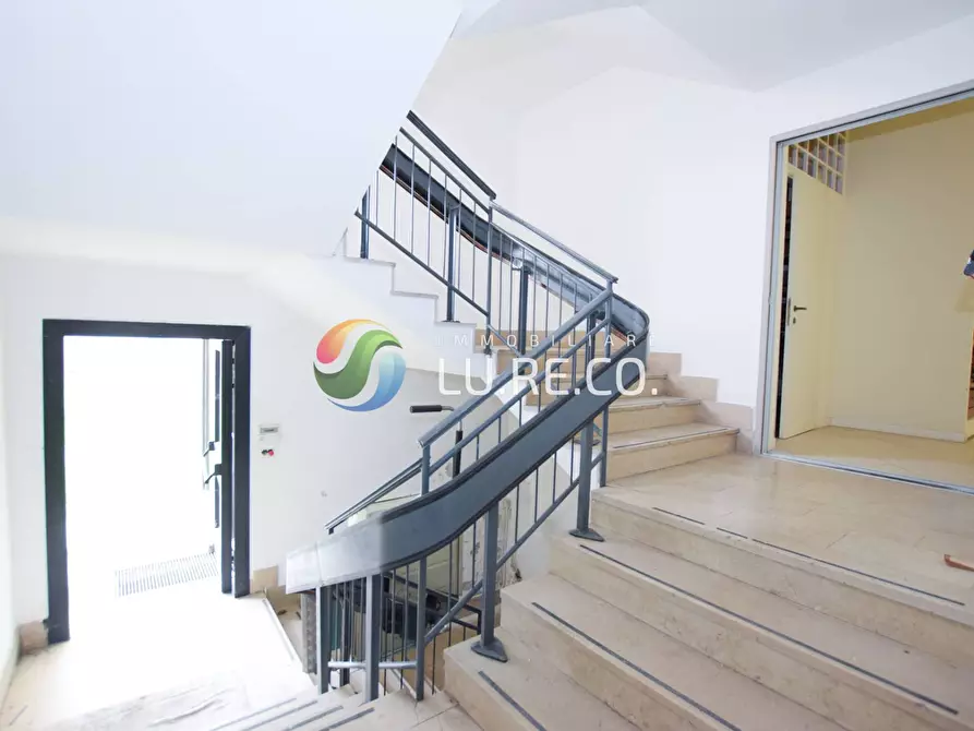 Immagine 51 di Locale commerciale in vendita  in via adua 20 a Meda