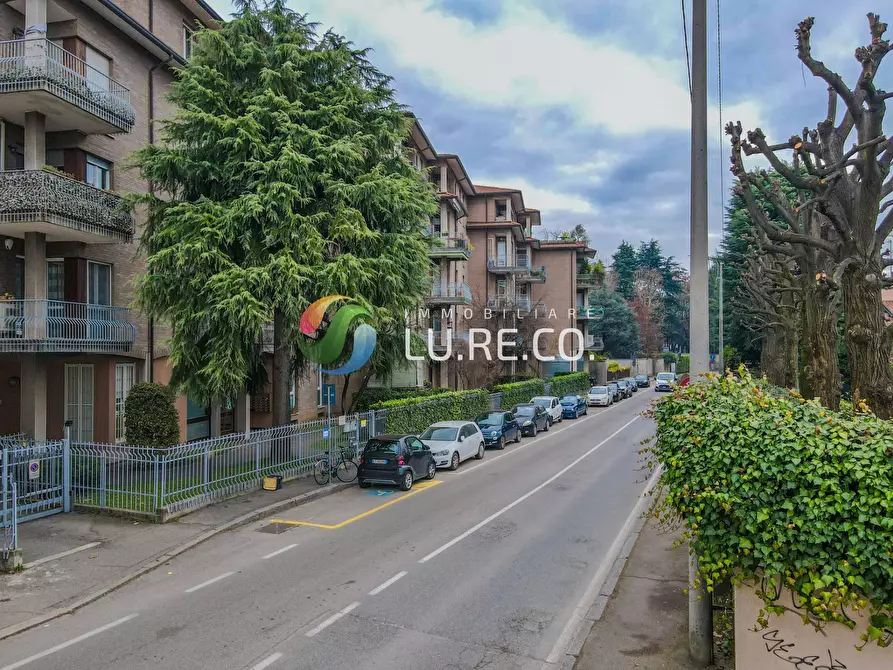 Immagine 17 di Appartamento in vendita  in via manara 48 a Monza