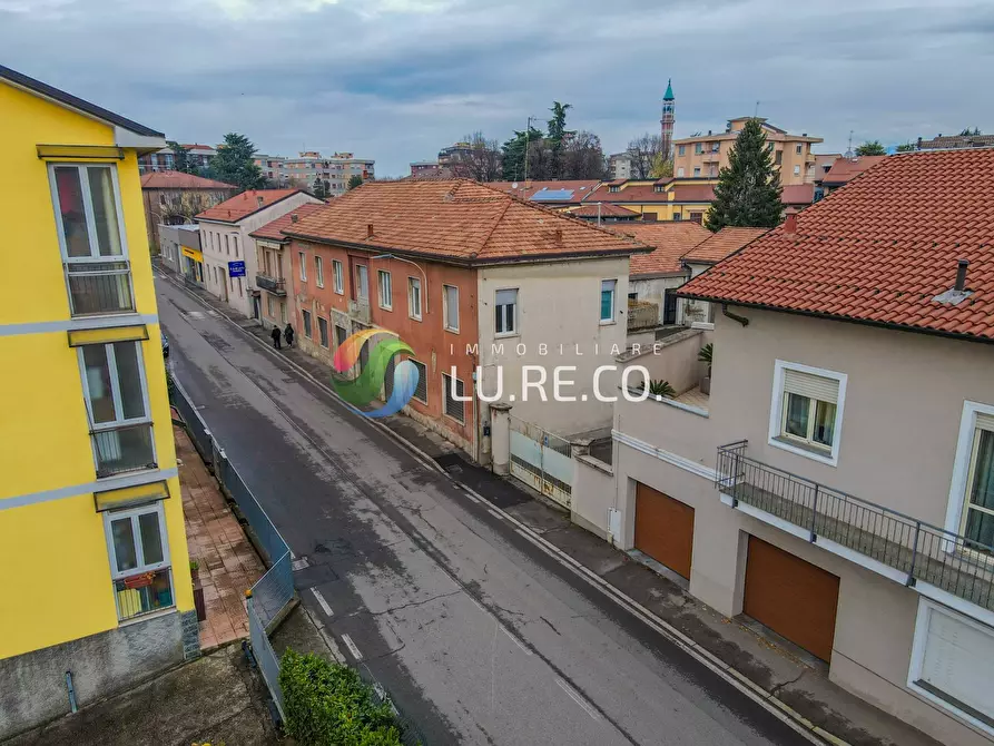 Immagine 19 di Locale commerciale in vendita  in LUINI 18 a Seregno