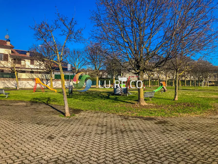 Immagine 31 di Casa indipendente in vendita  in turati 20 a Sovico