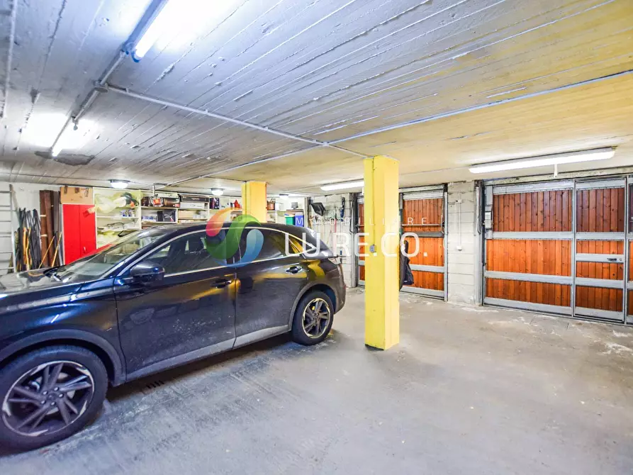 Immagine 34 di Villa in vendita  in VIA VITTORIO VENETO 34 a Inverigo