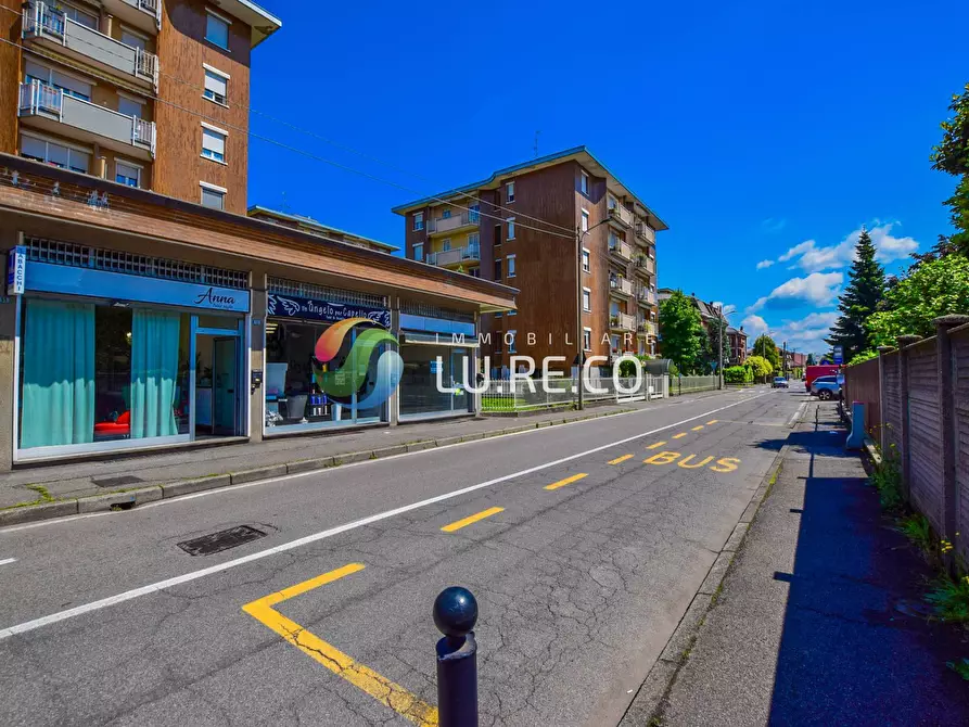 Immagine 2 di Locale commerciale in vendita  in via trieste 57 a Muggiò