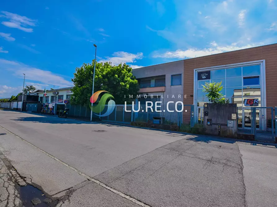 Immagine 3 di Capannone industriale in vendita  in Via Guido Rossa 11 a Concorezzo