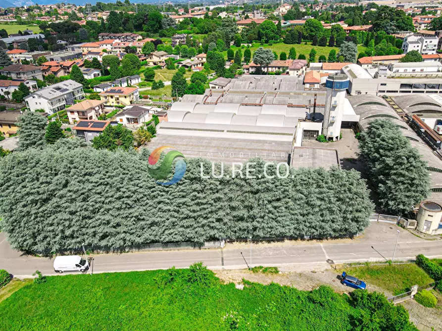 Immagine 5 di Capannone industriale in vendita  in VIA I MAGGIO a Carugo