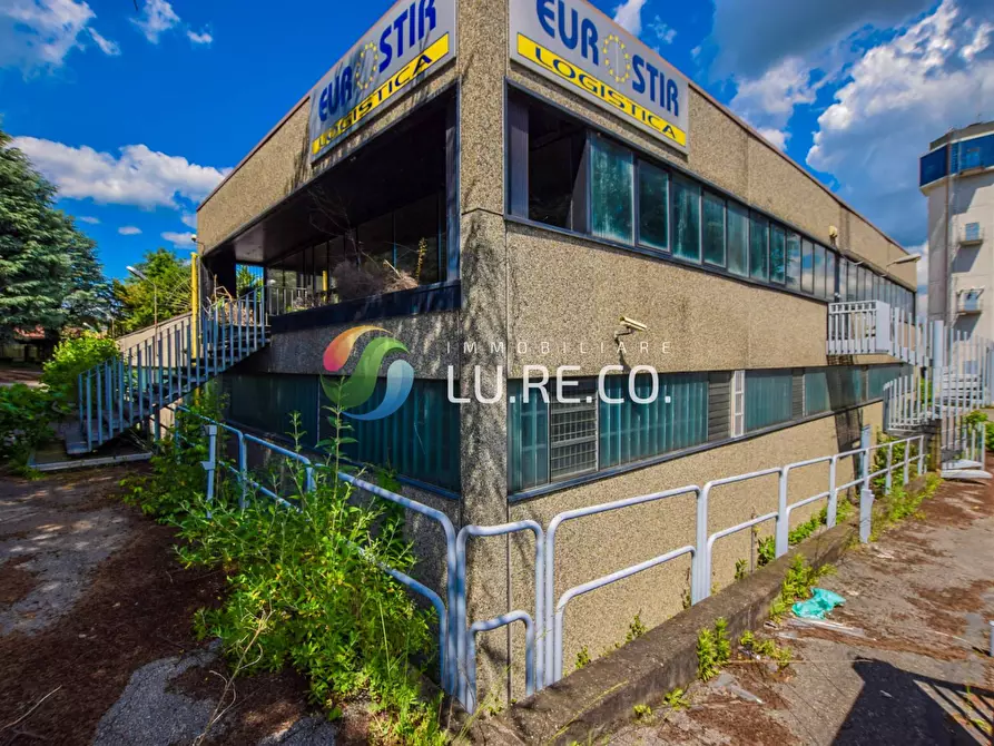 Immagine 9 di Capannone industriale in vendita  in VIA I MAGGIO a Carugo