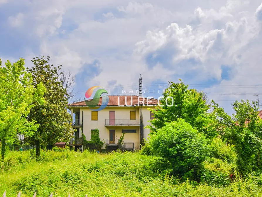 Immagine 3 di Villa in vendita  in Via Sauro a Inverigo