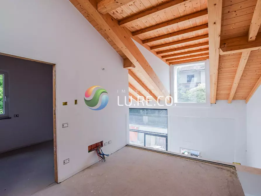 Immagine 18 di Villa in vendita  in fratelli bandiera a Vimercate