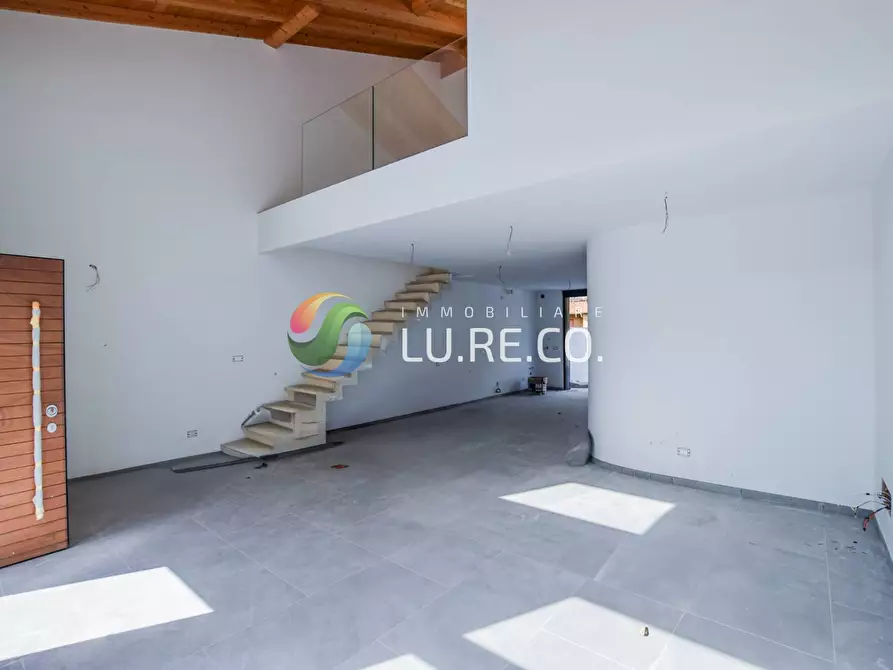 Immagine 17 di Villa in vendita  in fratelli bandiera a Vimercate