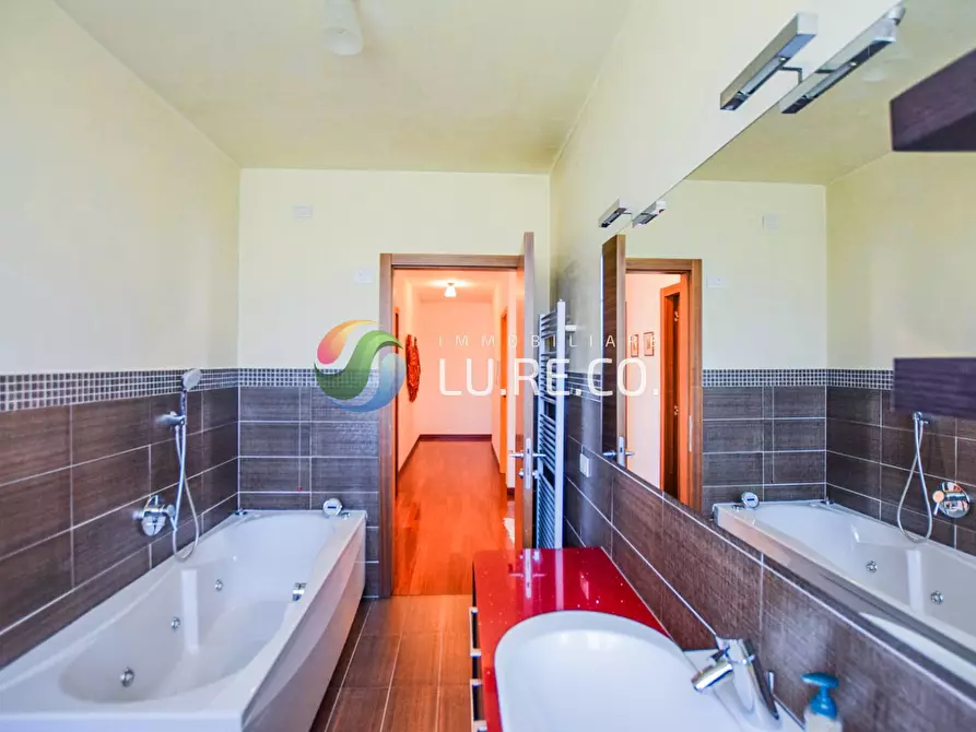 Immagine 33 di Villa in vendita  in via cappelletta 42 a Camparada