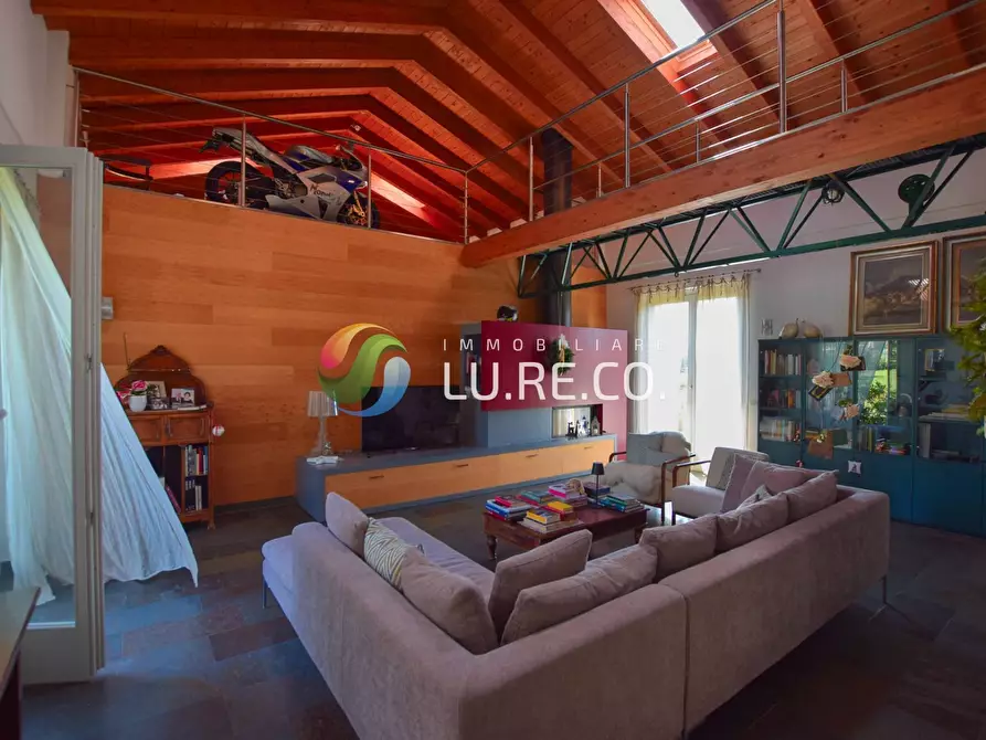 Immagine 10 di Villa in vendita  in via cappelletta 42 a Camparada