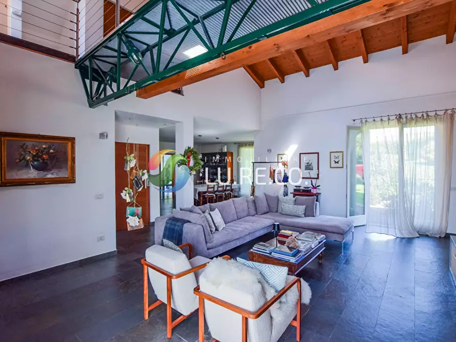 Immagine 9 di Villa in vendita  in via cappelletta 42 a Camparada