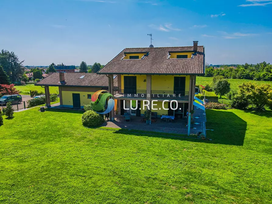 Immagine 2 di Villa in vendita  in via cappelletta 42 a Camparada