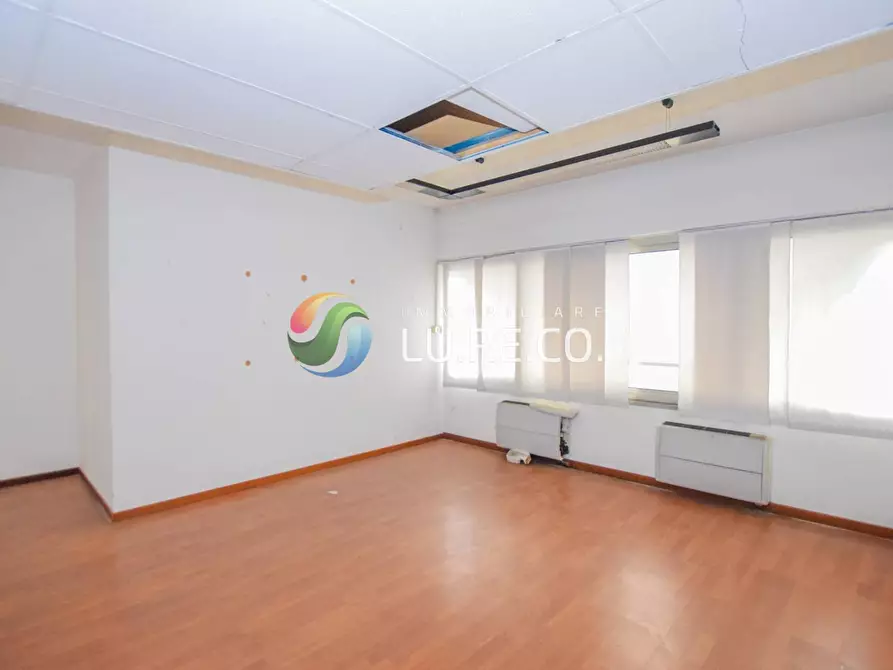 Immagine 23 di Locale commerciale in vendita  in via indipendenza 38 a Meda