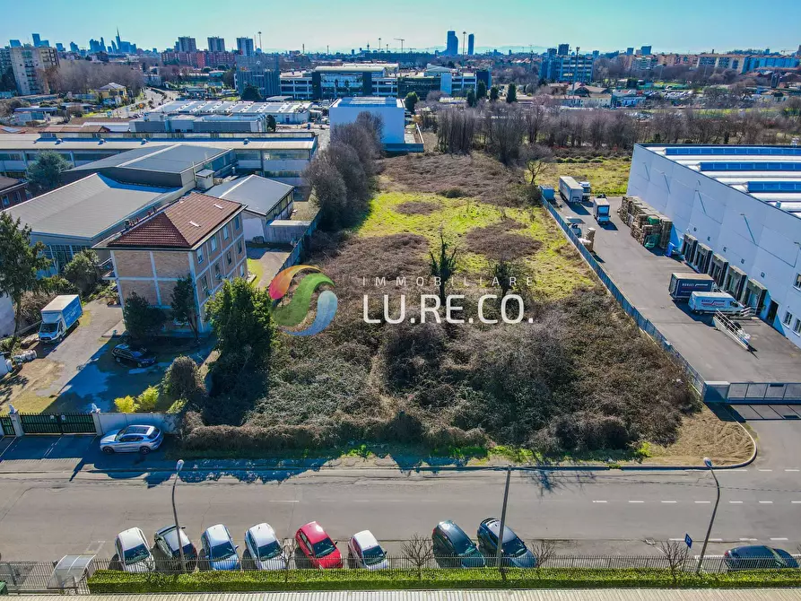 Immagine 3 di Locale commerciale in vendita  in Trento e trieste a Novate Milanese