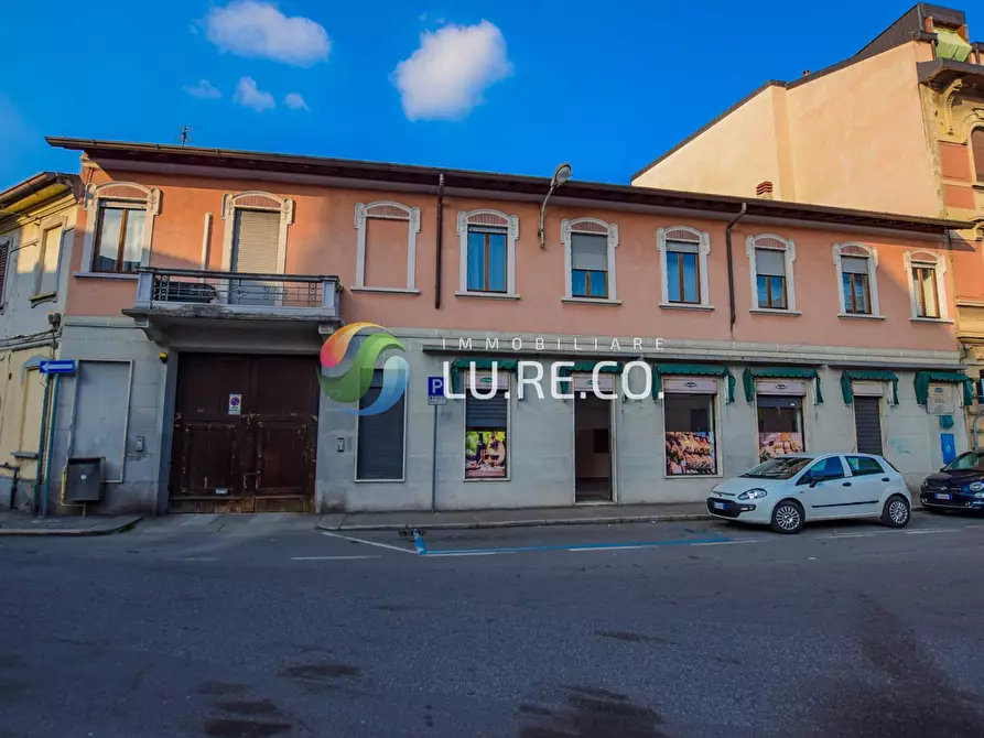 Immagine 16 di Locale commerciale in vendita  in via san rocco 49 a Lissone