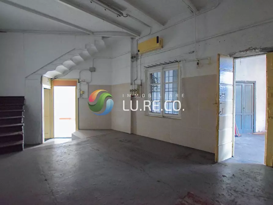 Immagine 10 di Locale commerciale in vendita  in via san rocco 49 a Lissone