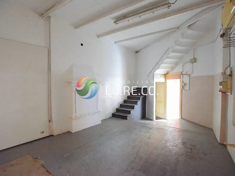 Immagine 9 di Locale commerciale in vendita  in via san rocco 49 a Lissone