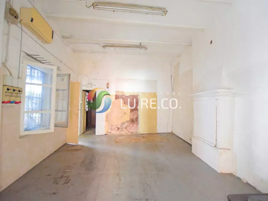 Immagine 8 di Locale commerciale in vendita  in via san rocco 49 a Lissone