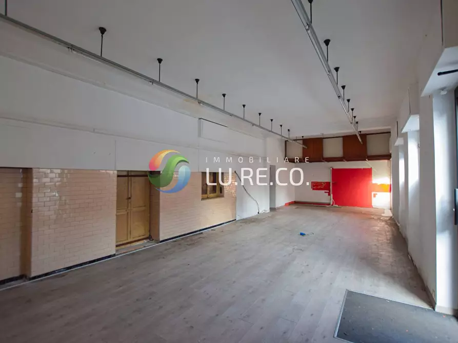 Immagine 3 di Locale commerciale in vendita  in via san rocco 49 a Lissone