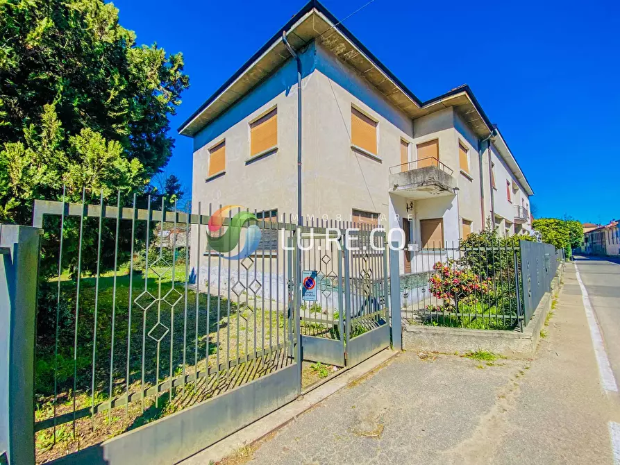 Immagine 2 di Casa semindipendente in vendita  in via como 95 a Meda