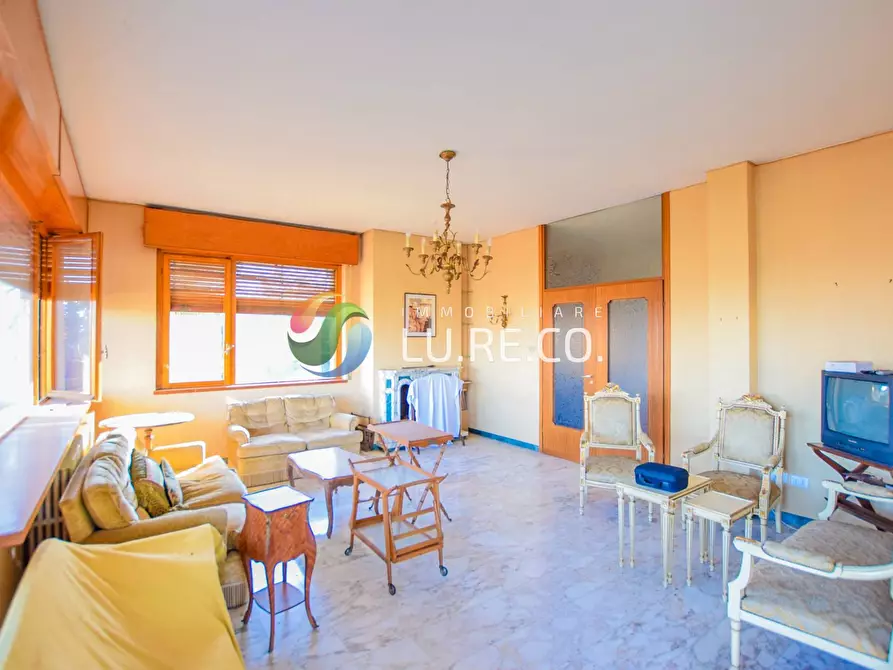 Immagine 12 di Villa in vendita  in via como 45 a Meda