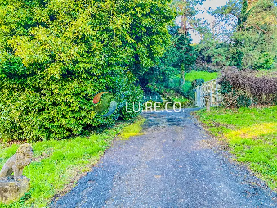 Immagine 35 di Villa in vendita  in via como 45 a Meda