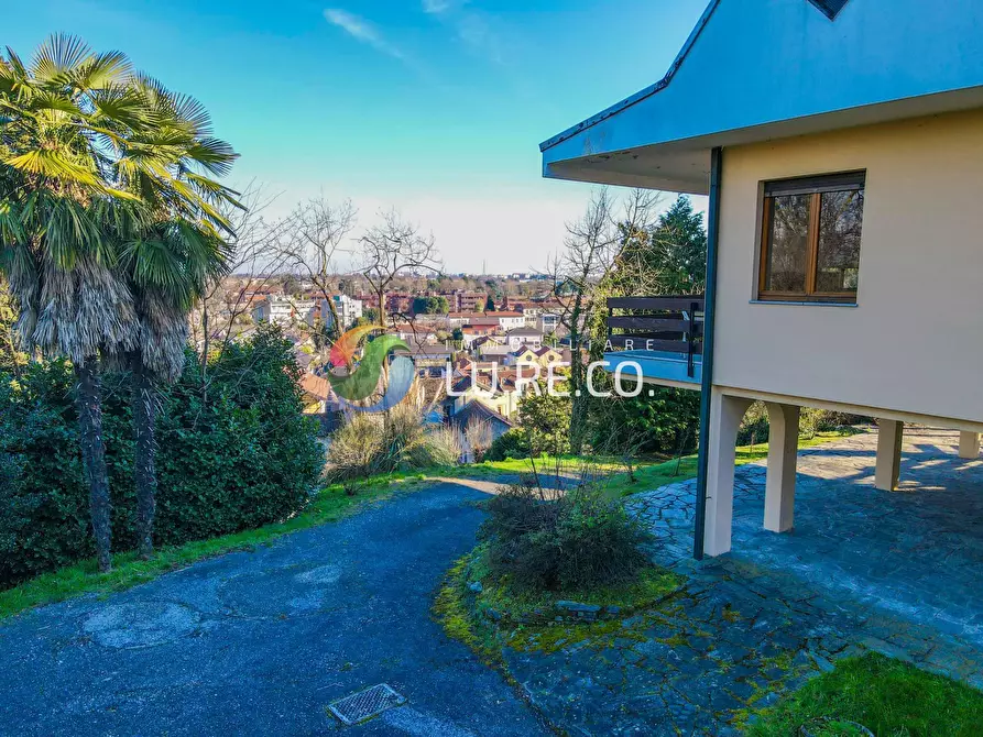 Immagine 42 di Villa in vendita  in via como 45 a Meda