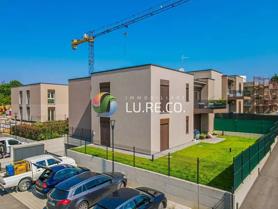 Immagine 8 di Appartamento in vendita  in viale lombardia a Bregnano