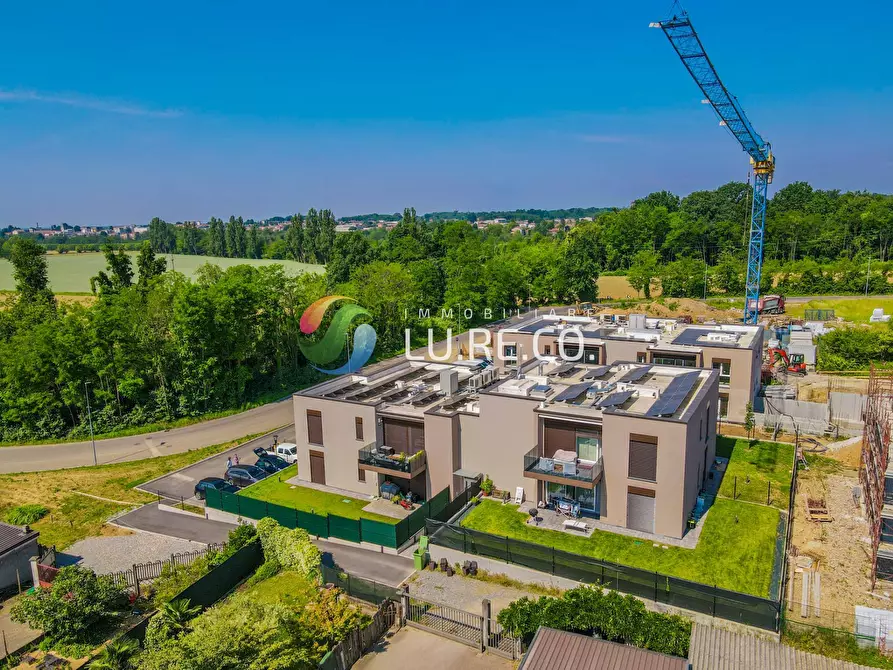 Immagine 1 di Appartamento in vendita  in viale lombardia a Bregnano