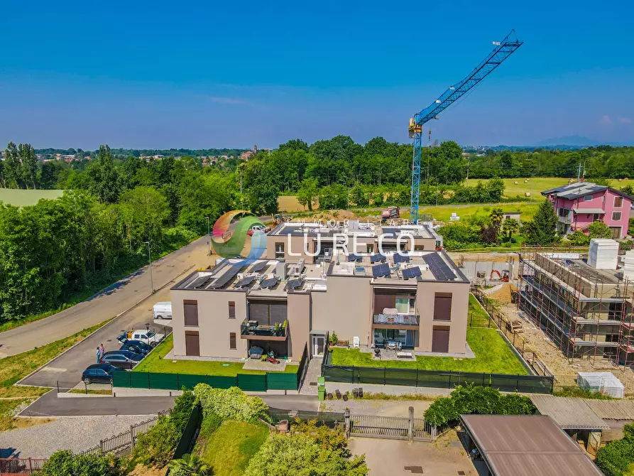 Immagine 2 di Appartamento in vendita  in viale lombardia a Bregnano