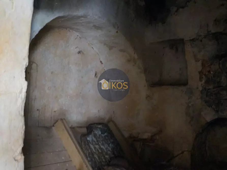 Immagine 63 di Rustico / casale in vendita  in via Colucci a Alberobello