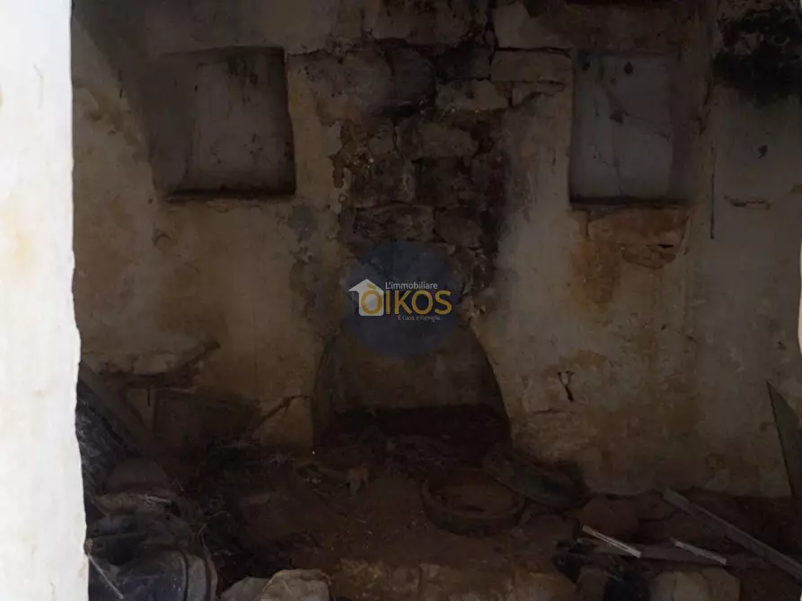 Immagine 66 di Rustico / casale in vendita  in via Colucci a Alberobello