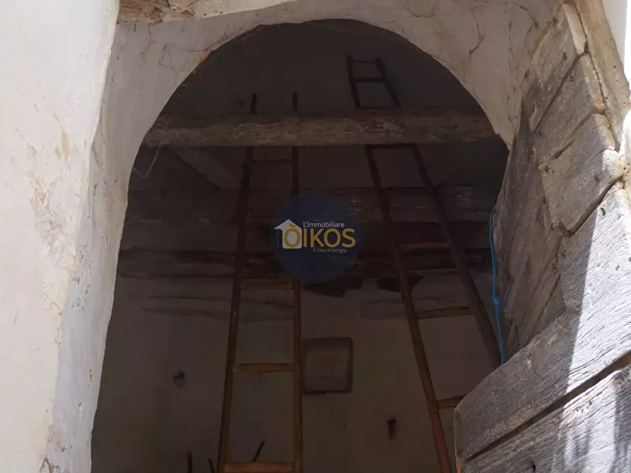 Immagine 70 di Rustico / casale in vendita  in via Colucci a Alberobello