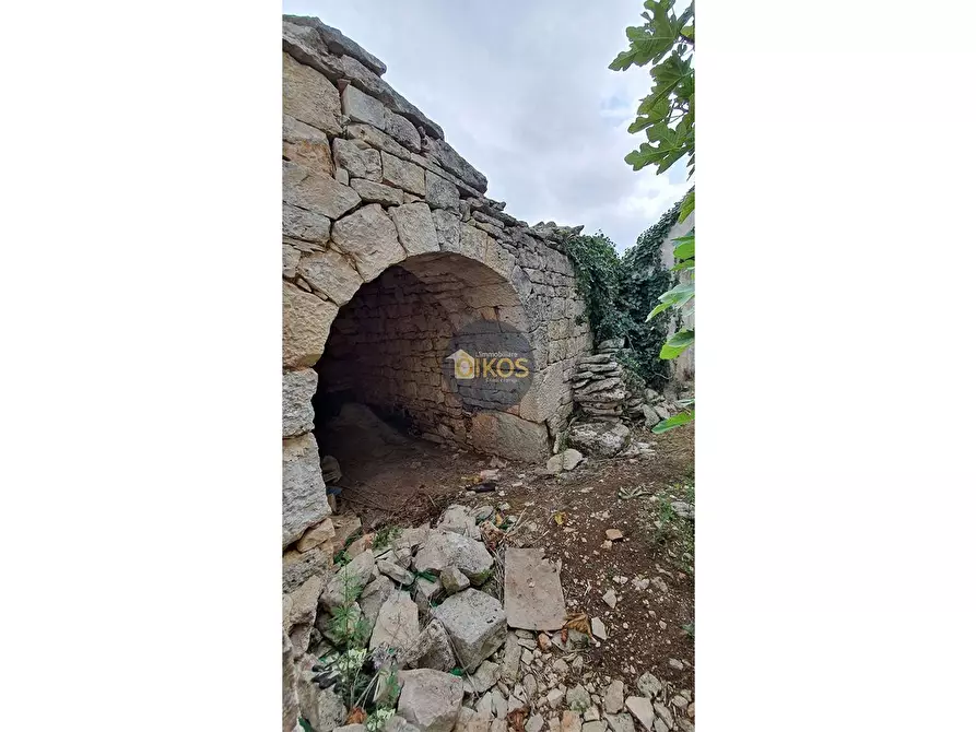 Immagine 88 di Rustico / casale in vendita  in via Colucci a Alberobello