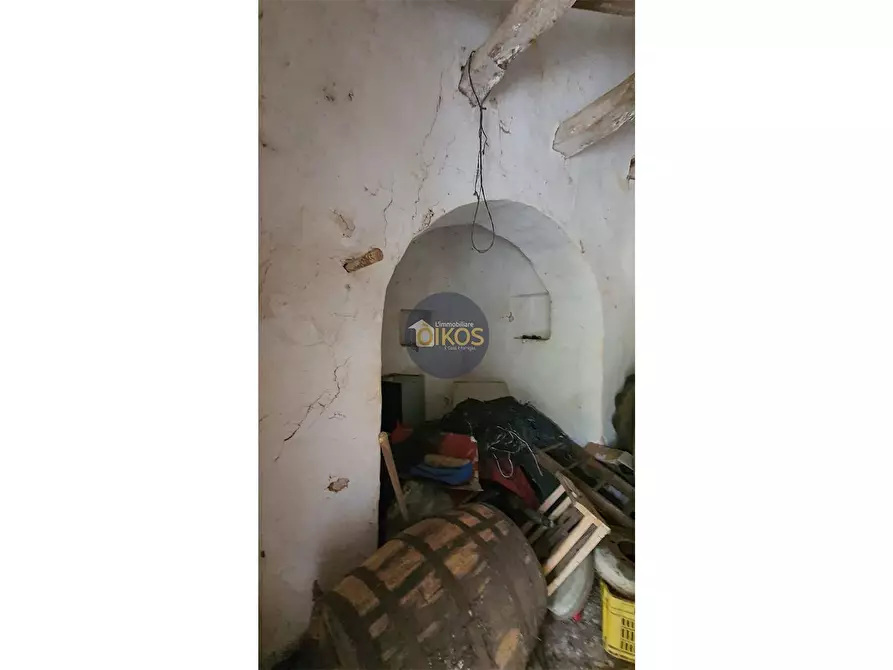 Immagine 100 di Rustico / casale in vendita  in via Colucci a Alberobello