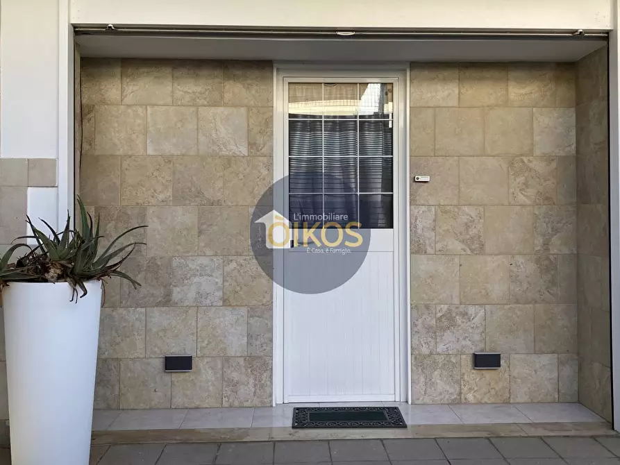 Immagine 86 di Villetta a schiera in vendita  in Via Vittorio Veneto 144 a Monopoli