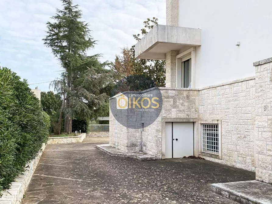 Immagine 14 di Villa in vendita  in Via Giuseppe Inzucchi 36/G a Castellana Grotte