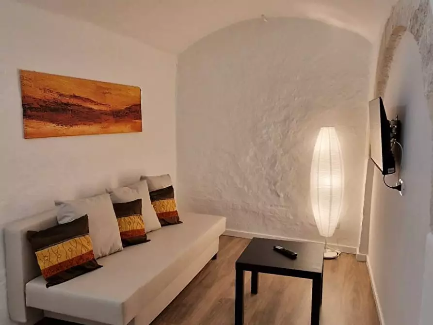 Immagine 44 di Appartamento in affitto  in Via Capozzi 32 a Monopoli