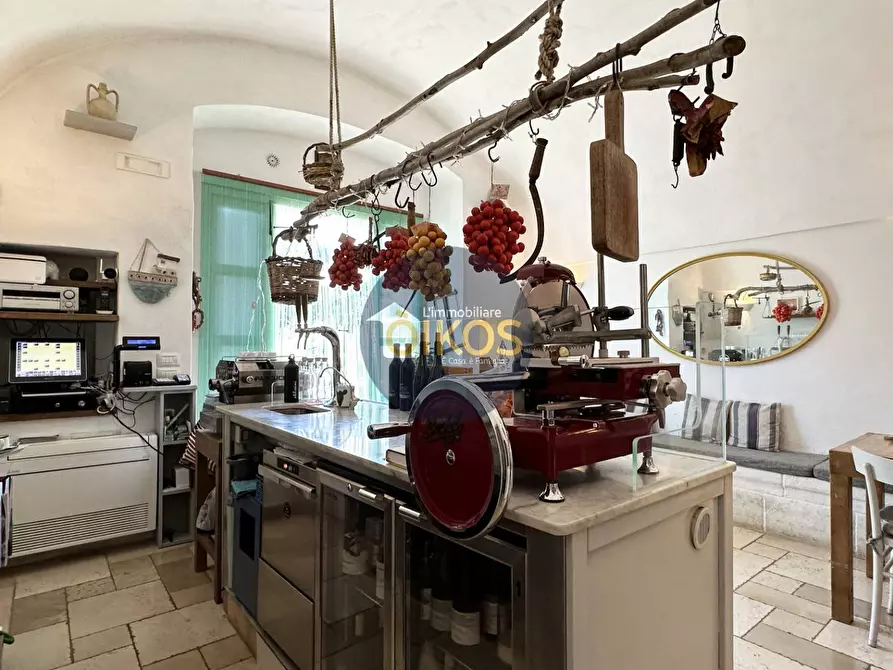 Immagine 16 di Attività commerciale in vendita  in Piazza Vittorio Emanuele 39 a Monopoli