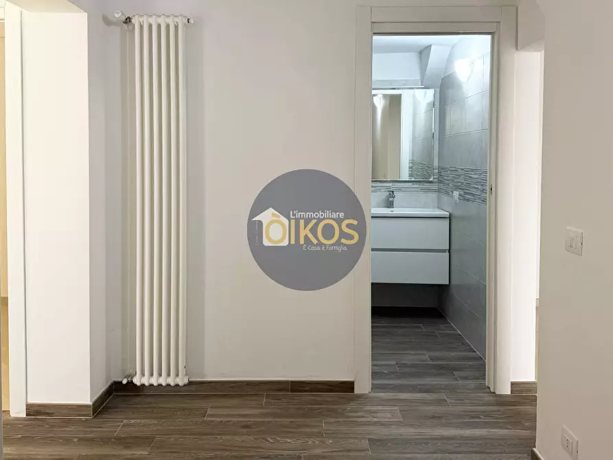 Immagine 32 di Casa indipendente in vendita  in Via Marcantonio Scio 14 a Noci