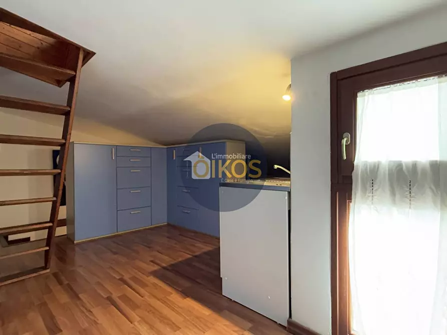 Immagine 36 di Casa indipendente in vendita  in Via Acquaviva d'Aragona 84 a Conversano