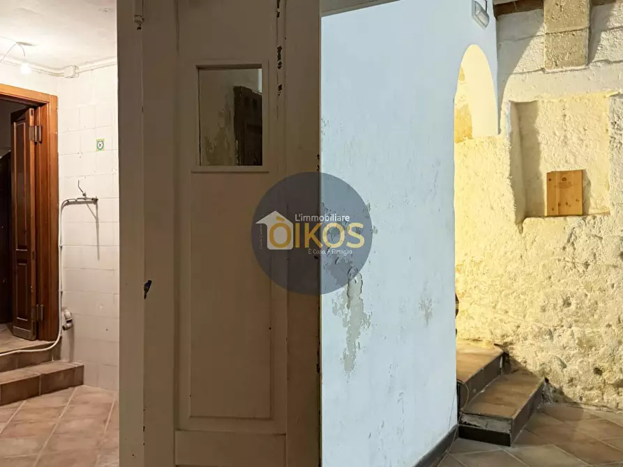 Immagine 31 di Locale commerciale in vendita  in Via Pompeo Sarnelli 28 a Polignano A Mare