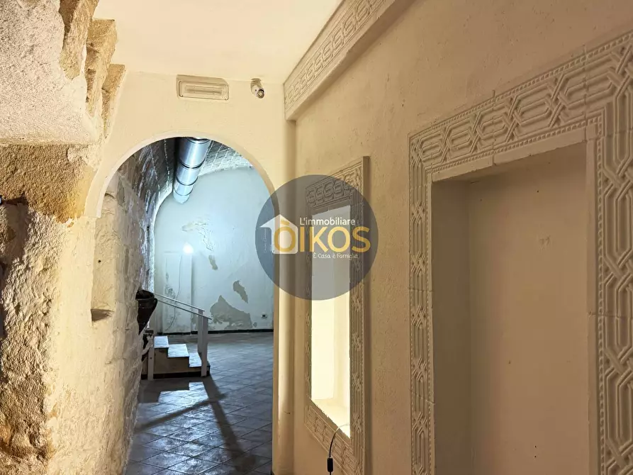 Immagine 34 di Locale commerciale in vendita  in Via Pompeo Sarnelli 28 a Polignano A Mare
